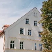 Houskeepingangestellter (m/w/d) Houskeepingangestellter (m/w/d)